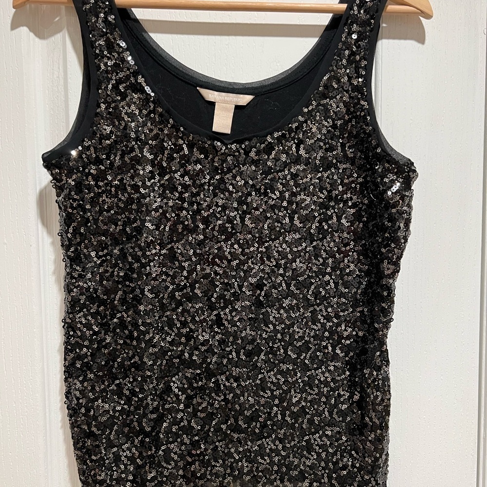 Banana republic sequin tank top size small